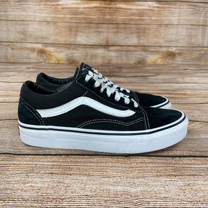 Vans Old Skool Skateboarding Shoes Women Size 6 Athletic Shoes - Black